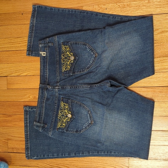 D. Jeans - Picture 4 of 6